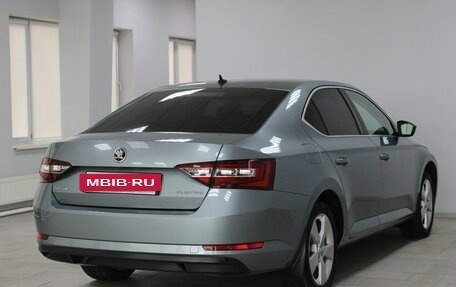 Skoda Superb III рестайлинг, 2017 год, 2 199 900 рублей, 6 фотография