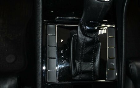 Skoda Superb III рестайлинг, 2017 год, 2 199 900 рублей, 18 фотография