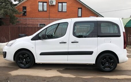 Peugeot Partner II рестайлинг 2, 2022 год, 1 790 000 рублей, 16 фотография