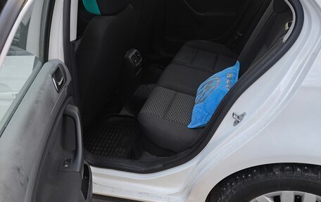 Volkswagen Jetta VI, 2010 год, 950 000 рублей, 12 фотография