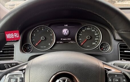 Volkswagen Touareg III, 2013 год, 2 300 000 рублей, 7 фотография