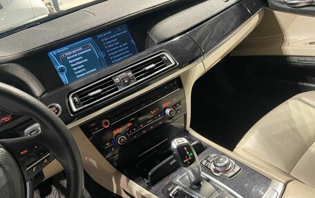 BMW 7 серия, 2009 год, 1 500 000 рублей, 19 фотография