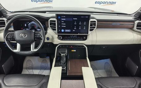 Toyota Sequoia, 2023 год, 13 500 000 рублей, 8 фотография