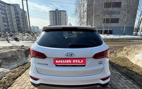 Hyundai Santa Fe III рестайлинг, 2017 год, 2 440 000 рублей, 5 фотография