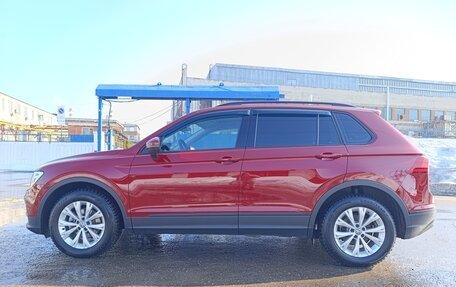 Volkswagen Tiguan II, 2020 год, 2 730 000 рублей, 2 фотография