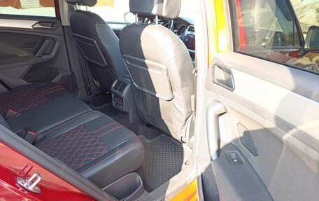 Volkswagen Tiguan II, 2020 год, 2 730 000 рублей, 17 фотография