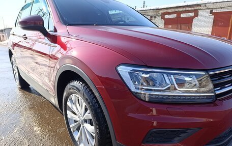 Volkswagen Tiguan II, 2020 год, 2 730 000 рублей, 10 фотография