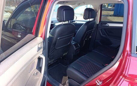 Volkswagen Tiguan II, 2020 год, 2 730 000 рублей, 15 фотография