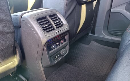 Volkswagen Tiguan II, 2020 год, 2 730 000 рублей, 16 фотография