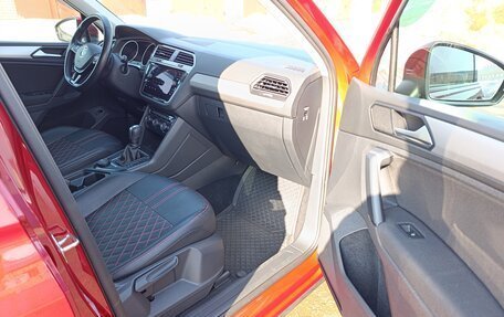 Volkswagen Tiguan II, 2020 год, 2 730 000 рублей, 18 фотография