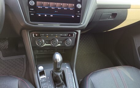 Volkswagen Tiguan II, 2020 год, 2 730 000 рублей, 26 фотография