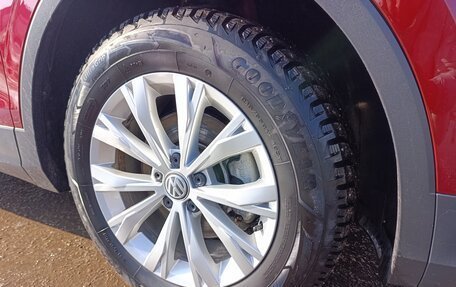 Volkswagen Tiguan II, 2020 год, 2 730 000 рублей, 33 фотография