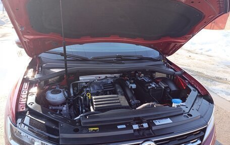 Volkswagen Tiguan II, 2020 год, 2 730 000 рублей, 34 фотография