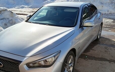 Infiniti Q50 I рестайлинг, 2014 год, 2 000 000 рублей, 1 фотография