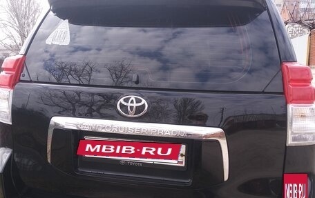 Toyota Land Cruiser Prado 150 рестайлинг 2, 2010 год, 3 000 000 рублей, 5 фотография