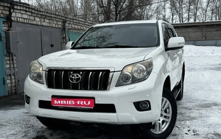 Toyota Land Cruiser Prado 150 рестайлинг 2, 2011 год, 3 100 000 рублей, 1 фотография