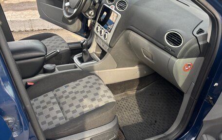 Ford Focus II рестайлинг, 2008 год, 420 000 рублей, 24 фотография