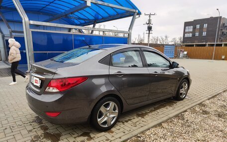 Hyundai Solaris II рестайлинг, 2014 год, 670 000 рублей, 4 фотография