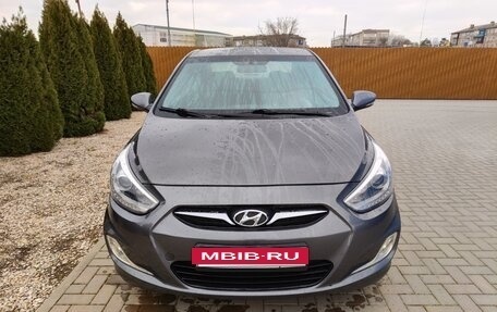 Hyundai Solaris II рестайлинг, 2014 год, 670 000 рублей, 6 фотография