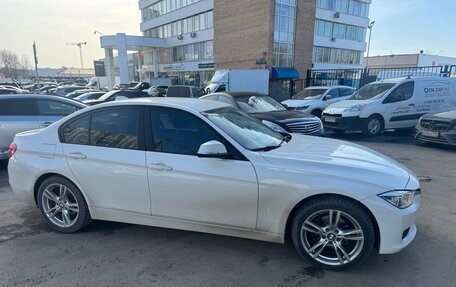 BMW 3 серия, 2017 год, 1 880 000 рублей, 8 фотография