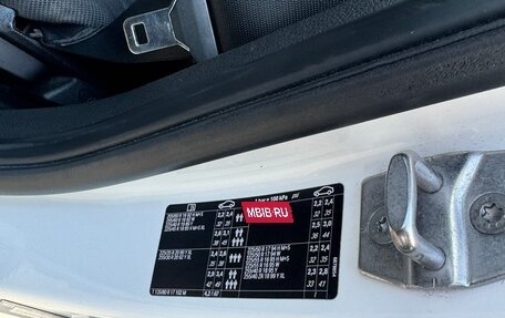 BMW 3 серия, 2017 год, 1 880 000 рублей, 16 фотография