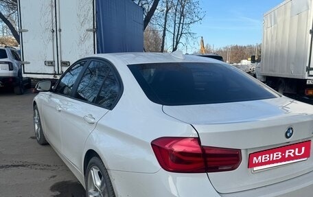 BMW 3 серия, 2017 год, 1 880 000 рублей, 15 фотография