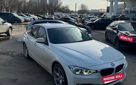 BMW 3 серия, 2017 год, 1 880 000 рублей, 7 фотография