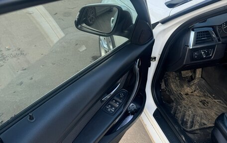 BMW 3 серия, 2017 год, 1 880 000 рублей, 20 фотография