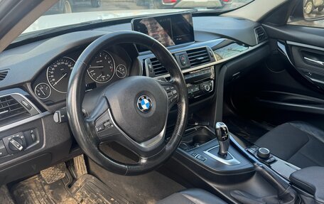 BMW 3 серия, 2017 год, 1 880 000 рублей, 18 фотография