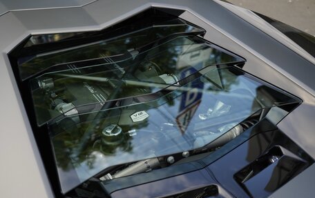 Lamborghini Aventador I рестайлинг, 2018 год, 30 500 000 рублей, 4 фотография