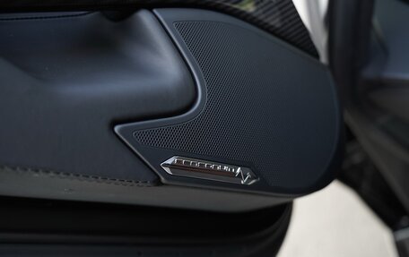 Lamborghini Aventador I рестайлинг, 2018 год, 30 500 000 рублей, 8 фотография