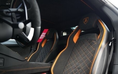 Lamborghini Aventador I рестайлинг, 2018 год, 30 500 000 рублей, 11 фотография