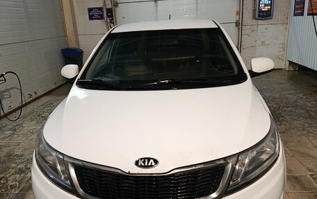 KIA Rio III рестайлинг, 2014 год, 950 000 рублей, 8 фотография