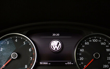 Volkswagen Touareg III, 2011 год, 1 347 000 рублей, 11 фотография