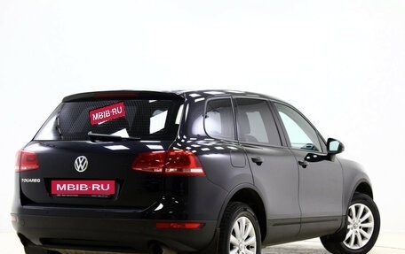 Volkswagen Touareg III, 2011 год, 1 347 000 рублей, 2 фотография