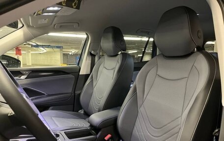 Volkswagen Tiguan, 2026 год, 6 000 000 рублей, 14 фотография