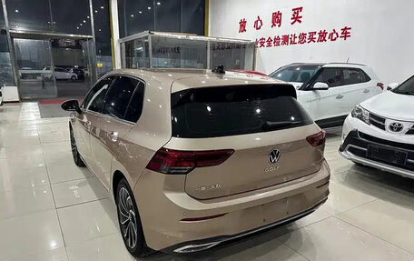 Volkswagen Golf VIII, 2021 год, 1 437 000 рублей, 2 фотография