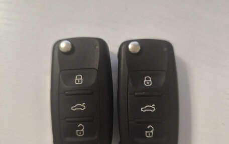 Volkswagen Tiguan I, 2013 год, 1 750 000 рублей, 18 фотография