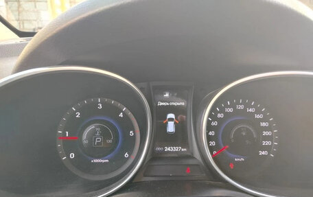 Hyundai Santa Fe III рестайлинг, 2012 год, 1 470 000 рублей, 8 фотография