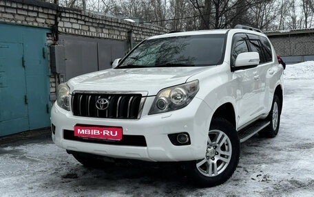 Toyota Land Cruiser Prado 150 рестайлинг 2, 2011 год, 3 100 000 рублей, 2 фотография