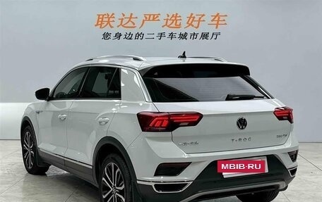 Volkswagen T-Roc I, 2022 год, 2 324 500 рублей, 4 фотография