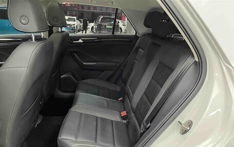 Volkswagen T-Roc I, 2022 год, 2 324 500 рублей, 7 фотография