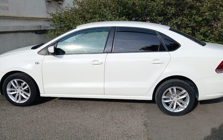 Volkswagen Polo VI (EU Market), 2012 год, 690 000 рублей, 2 фотография