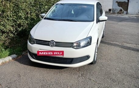 Volkswagen Polo VI (EU Market), 2012 год, 690 000 рублей, 3 фотография