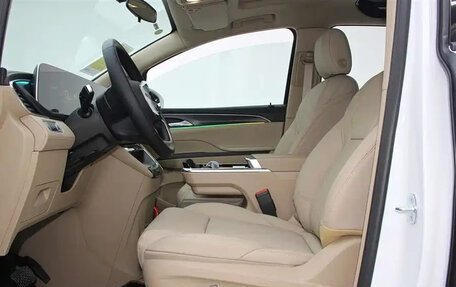 Buick GL8, 2026 год, 6 572 000 рублей, 21 фотография