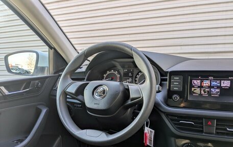 Skoda Rapid II, 2021 год, 1 250 000 рублей, 27 фотография