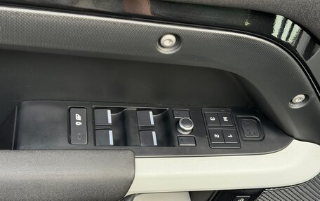 Land Rover Defender II, 2020 год, 4 400 000 рублей, 12 фотография