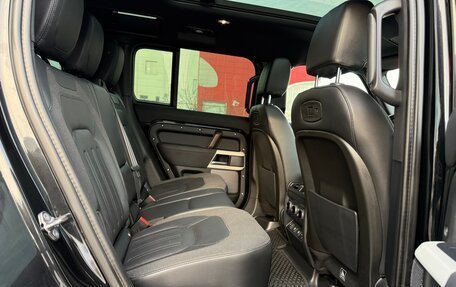 Land Rover Defender II, 2020 год, 4 400 000 рублей, 18 фотография