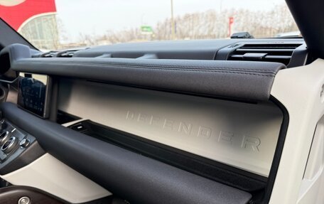 Land Rover Defender II, 2020 год, 4 400 000 рублей, 24 фотография