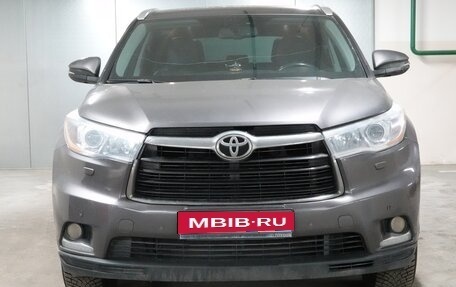 Toyota Highlander III, 2014 год, 3 150 000 рублей, 1 фотография